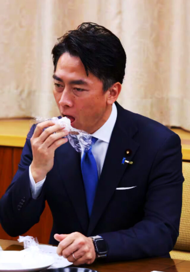 小泉進次郎は英語が話せない?コロンビア大学卒の英語力とは?ひろゆきの質問に日本語で回答した理由はなぜか